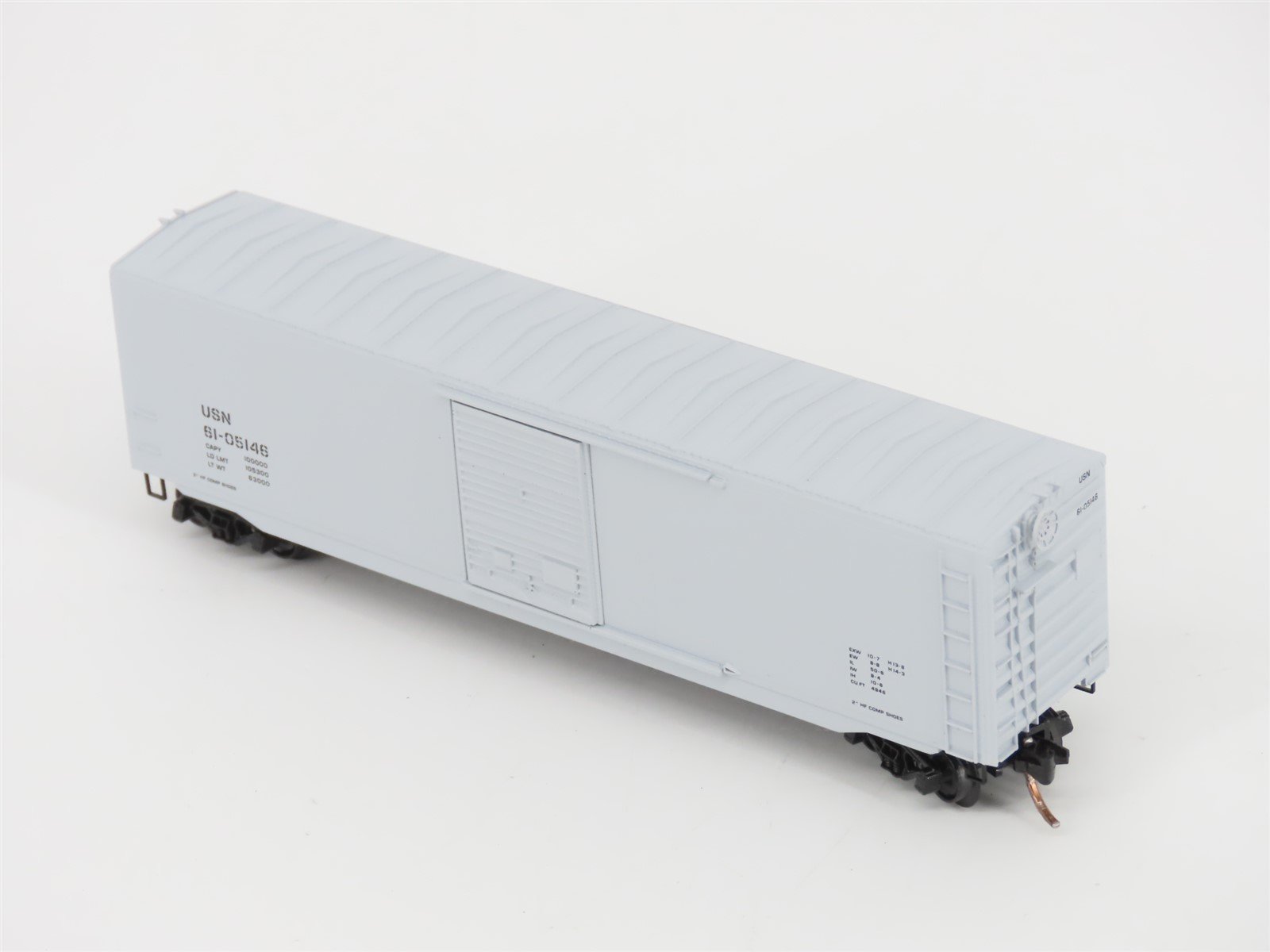 N Micro-Trains MTL 77040 USN United States Navy 50 Single Door Box Car 61-05146