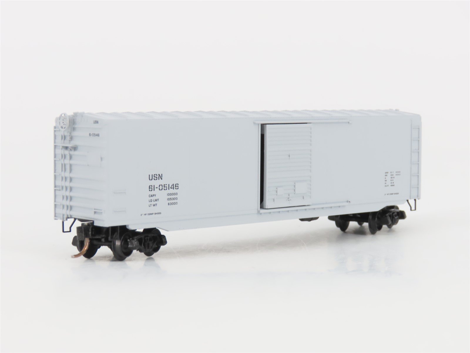 N Micro-Trains MTL 77040 USN United States Navy 50 Single Door Box Car 61-05146