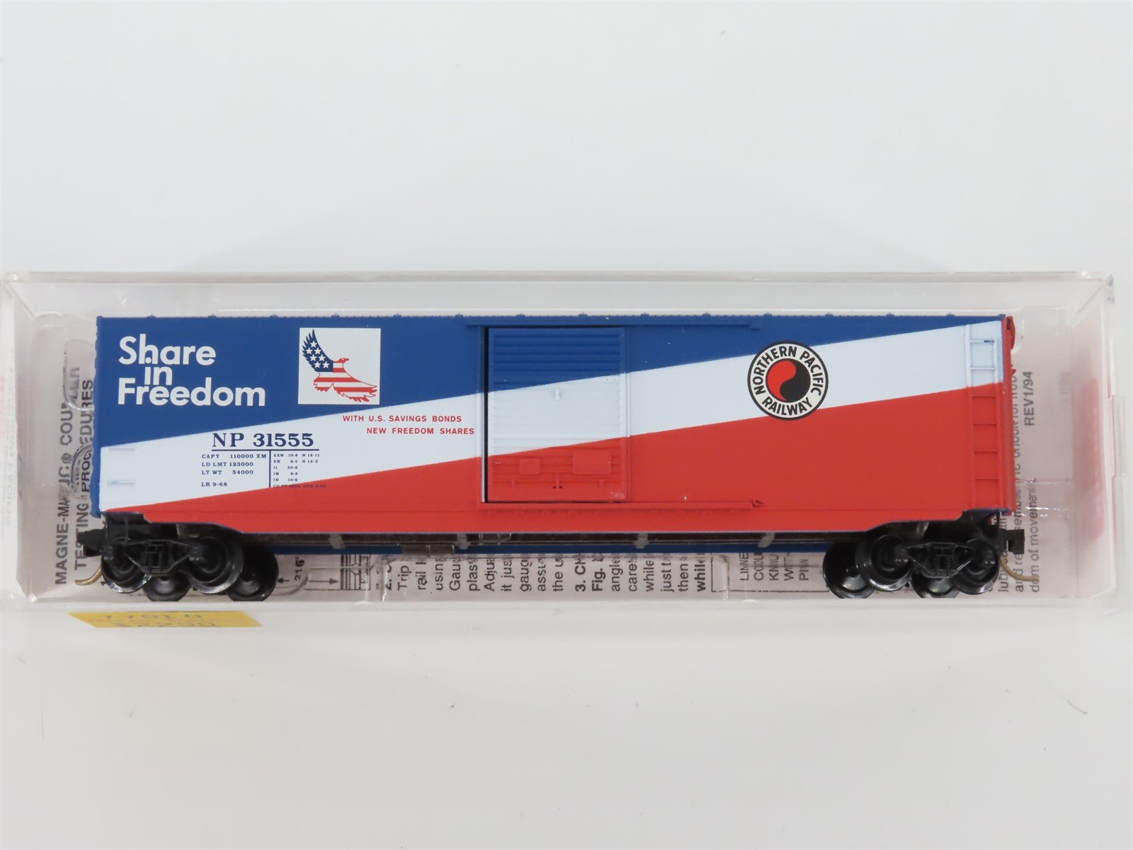 N Micro-Trains MTL 77010 NP Northern Pacific "Share in Freedom" Mech Reefer