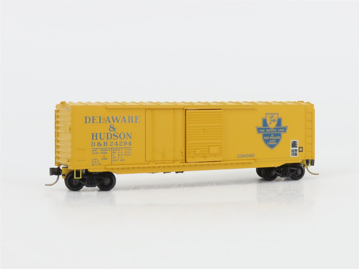 N Scale Micro-Trains MTL 76020 D&amp;H &quot;The Bridge Line&quot; 50&#39; Box Car #24294
