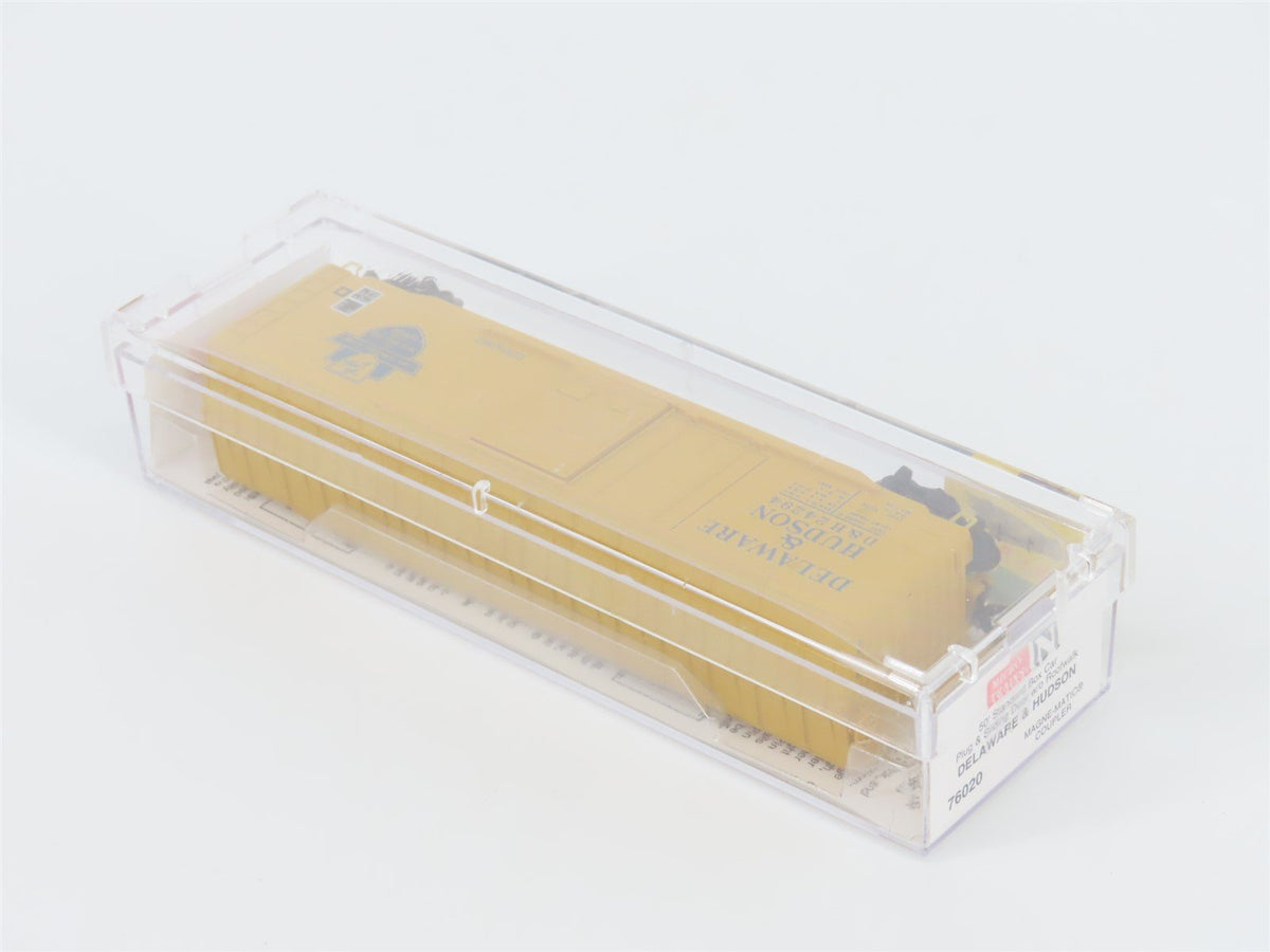 N Scale Micro-Trains MTL 76020 D&amp;H &quot;The Bridge Line&quot; 50&#39; Box Car #24294