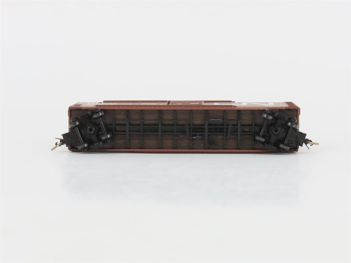 N Scale Micro-Trains MTL 76010 CN Canadian/Canadien National Box Car #550235