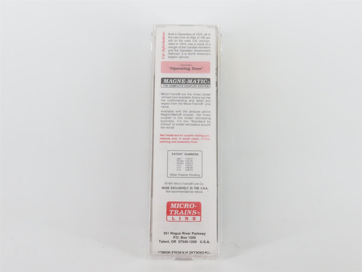 N Scale Micro-Trains MTL 76010 CN Canadian/Canadien National Box Car #550235