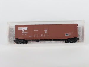 N Micro-Trains MTL 75110 NS Norfolk Southern Double Plug Door Box Car #455350