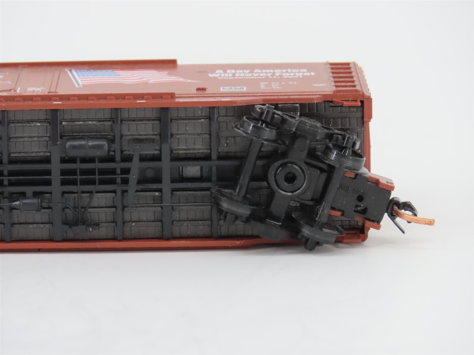 N Micro-Trains MTL 75080 WSOR Wisconsin & Southern 9/11 Double Door Boxcar