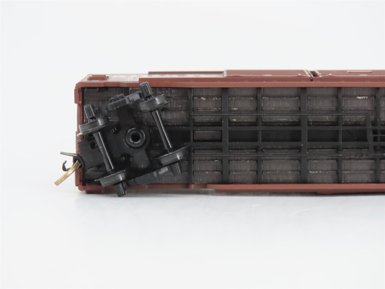 N Scale Micro-Trains MTL 78060 ATSF Santa Fe 50' Double Door Auto Box Car #9870