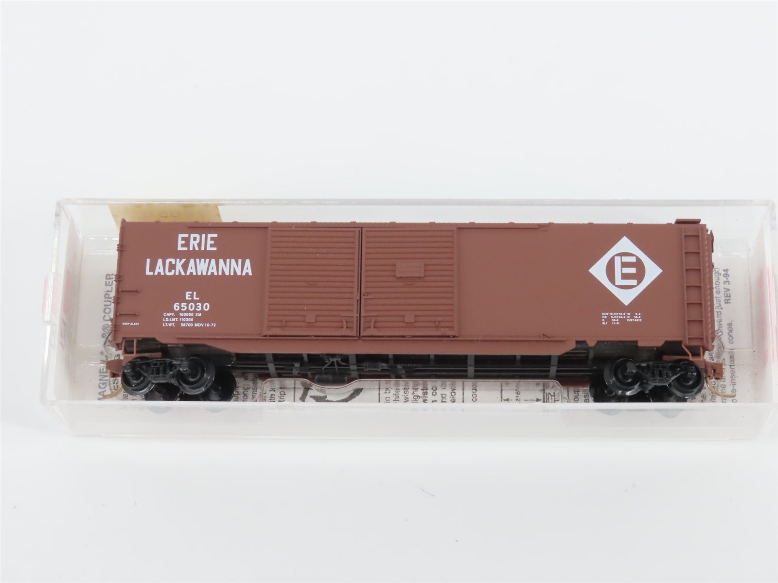 N Micro-Trains MTL 78050 EL Erie Lackawanna 50' Double Door Auto Box Car #65030