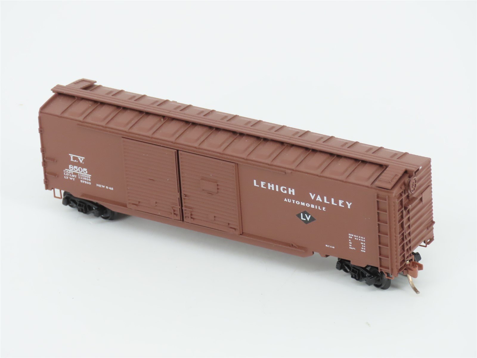 N Micro-Trains MTL 78040 LV Lehigh Valley 50' Double Door Auto Box Car #8505
