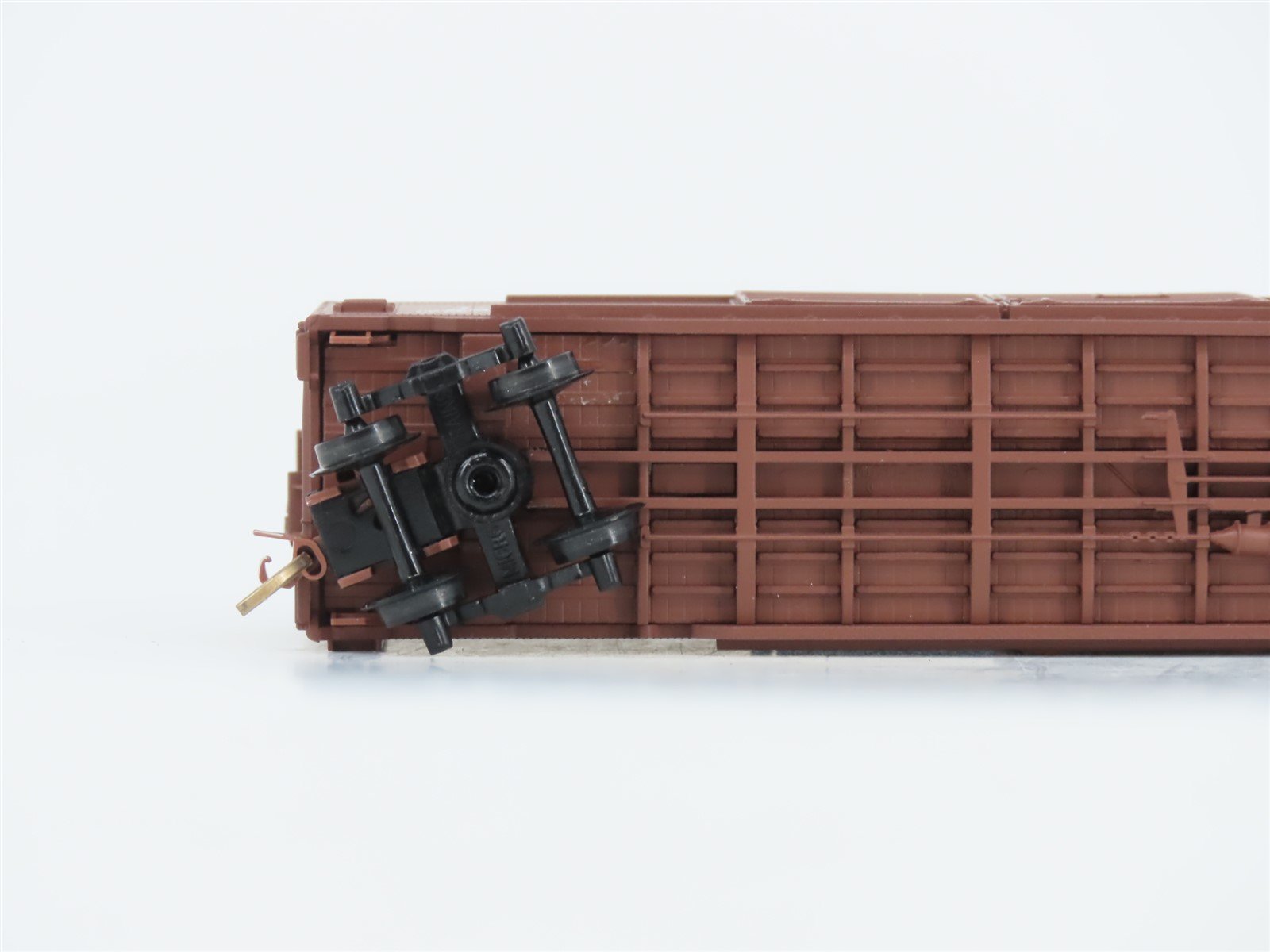 N Micro-Trains MTL 78040 LV Lehigh Valley 50' Double Door Auto Box Car #8505