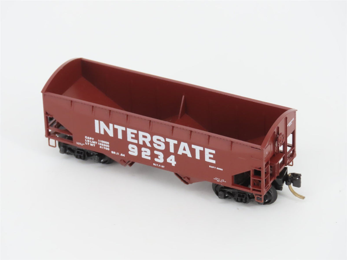 N Scale Micro-Trains MTL 87010 Interstate 33&#39; 2-Bay Hopper #9234