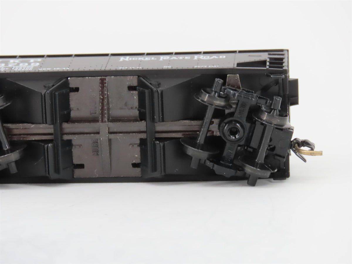N Scale Micro-Trains MTL 86020 NKP Nickel Plate Road 33&#39; 2-Bay Hopper #33799