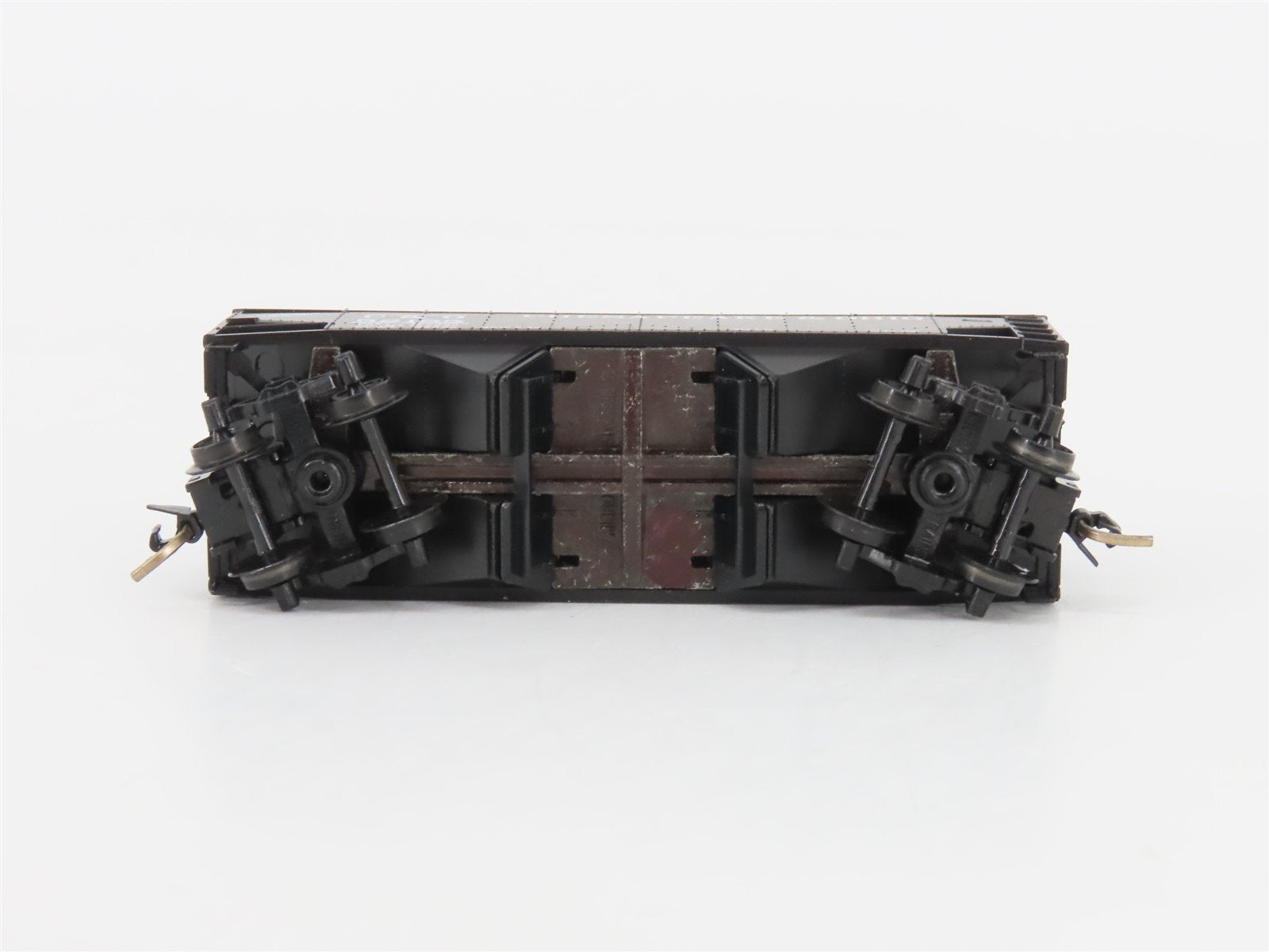 N Scale Micro-Trains MTL 86010 C&O Chesapeake & Ohio 33' 2-Bay Hopper #52155