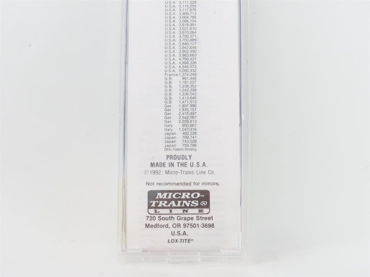 N Scale Micro-Trains MTL 86010 C&amp;O Chesapeake &amp; Ohio 33&#39; 2-Bay Hopper #52155