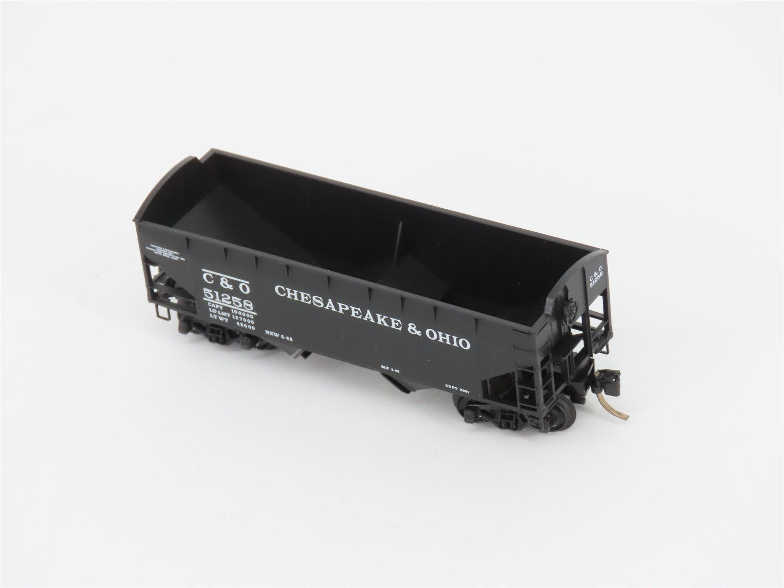 N Scale Micro-Trains MTL 86010 C&O Chesapeake & Ohio 33' 2-Bay Hopper #51258