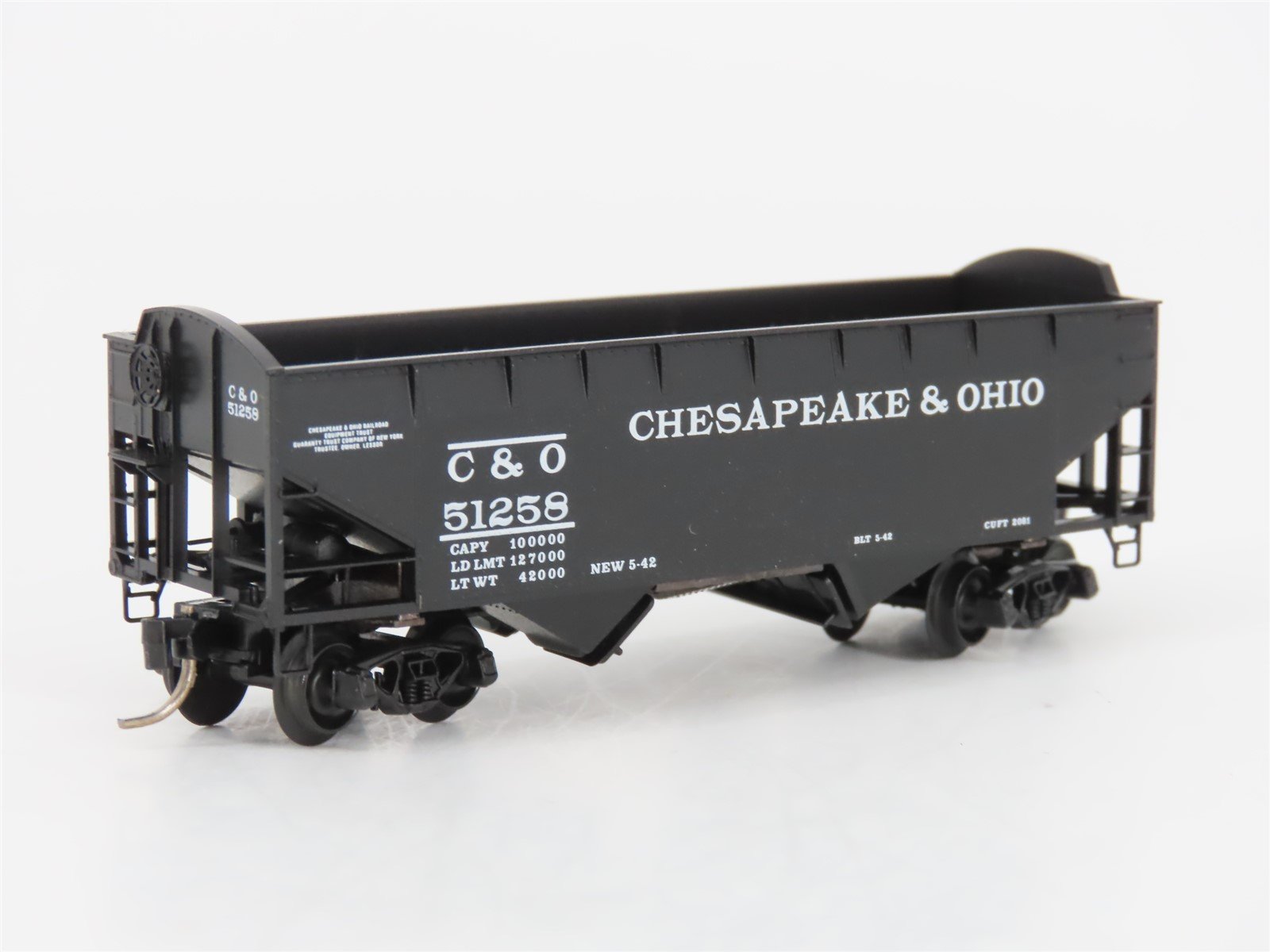 N Scale Micro-Trains MTL 86010 C&O Chesapeake & Ohio 33' 2-Bay Hopper #51258