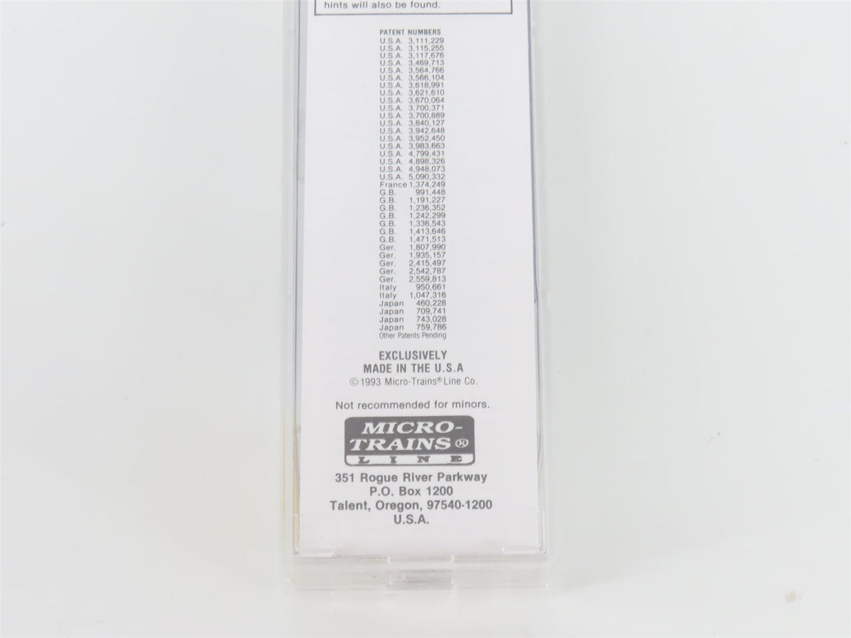 N Scale Micro-Trains MTL 86010 C&amp;O Chesapeake &amp; Ohio 33&#39; 2-Bay Hopper #51258