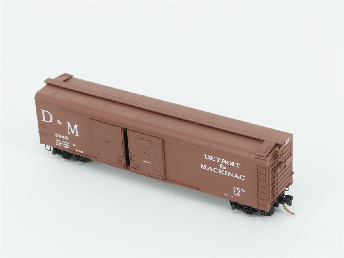 N Scale Micro-Trains MTL 79030 D&amp;M Detroit &amp; Mackinac Wagon Top Box Car #3440