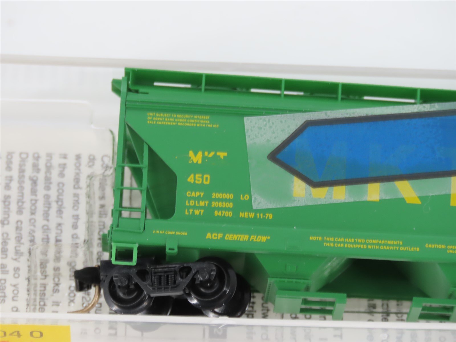 N Micro-Trains MTL 92040 MKT Missouri-Kansas-Texas 2 Bay Covered Hopper #450