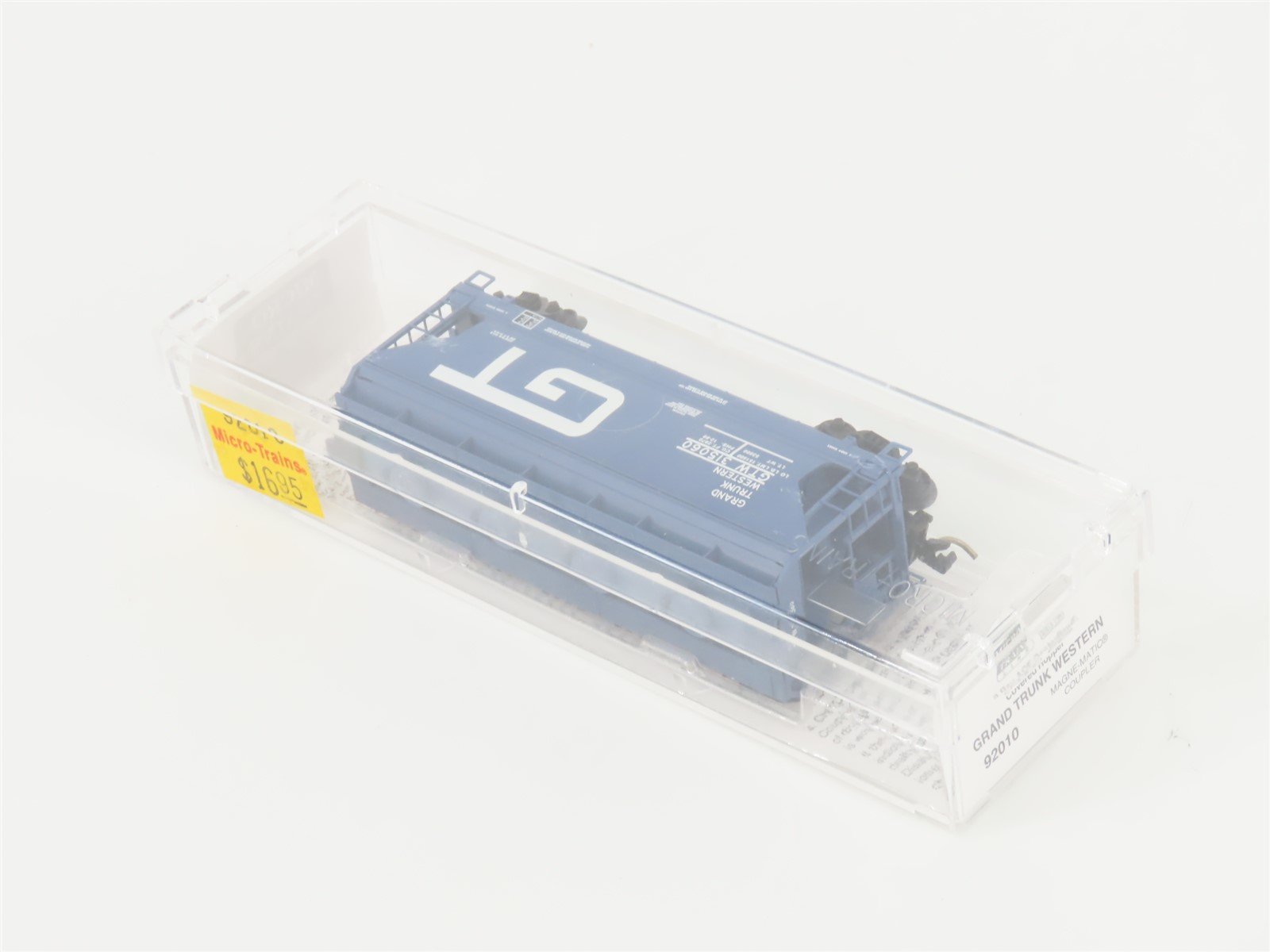 N Micro-Trains MTL 92010 GTW Grand Trunk Western 2 Bay Centerflow Hopper #315060