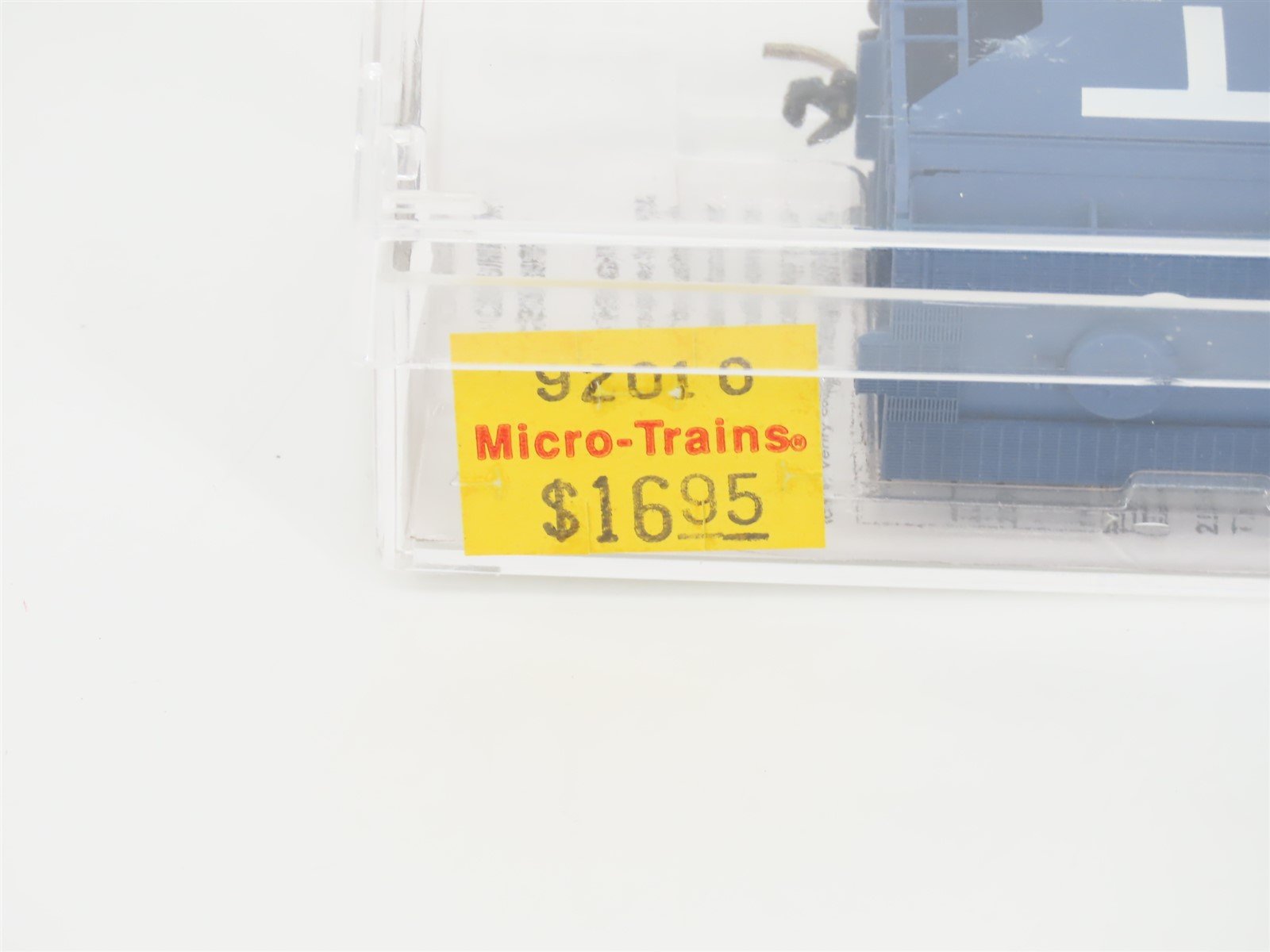 N Micro-Trains MTL 92010 GTW Grand Trunk Western 2 Bay Centerflow Hopper #315060