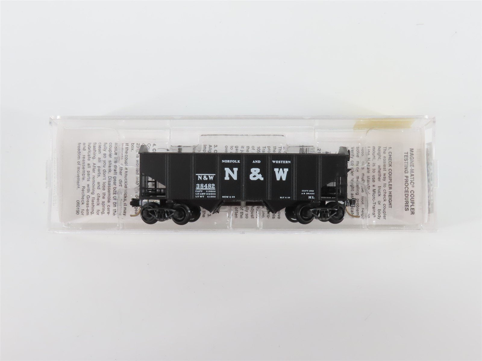 N Scale Micro-Trains MTL 91010 N&W Norfolk & Western 33' 2 Bay Hopper #38482