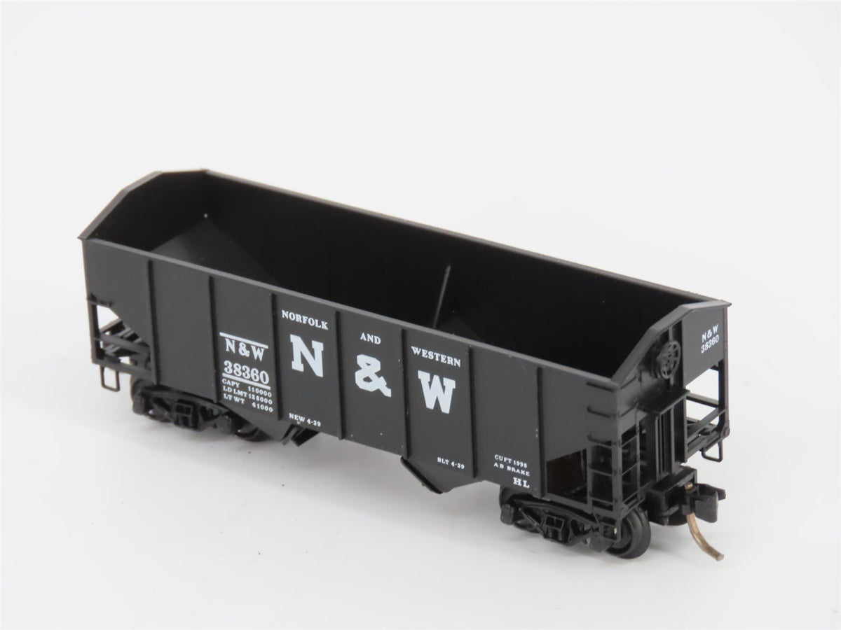 N Scale Micro-Trains MTL 91010 N&amp;W Norfolk &amp; Western 33&#39; 2-Bay Hopper #38360