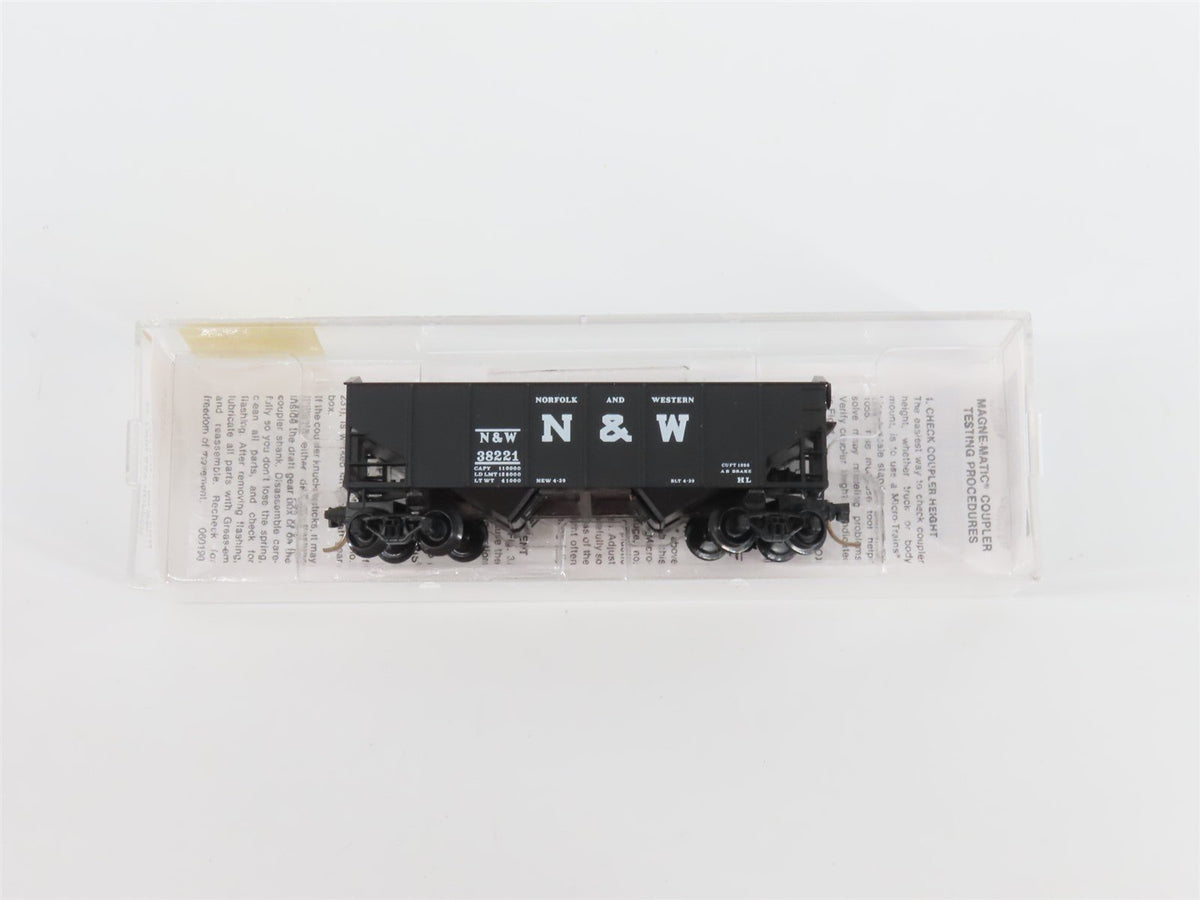 N Scale Micro-Trains MTL 91010 N&amp;W Norfolk &amp; Western 33&#39; 2-Bay Hopper #38221
