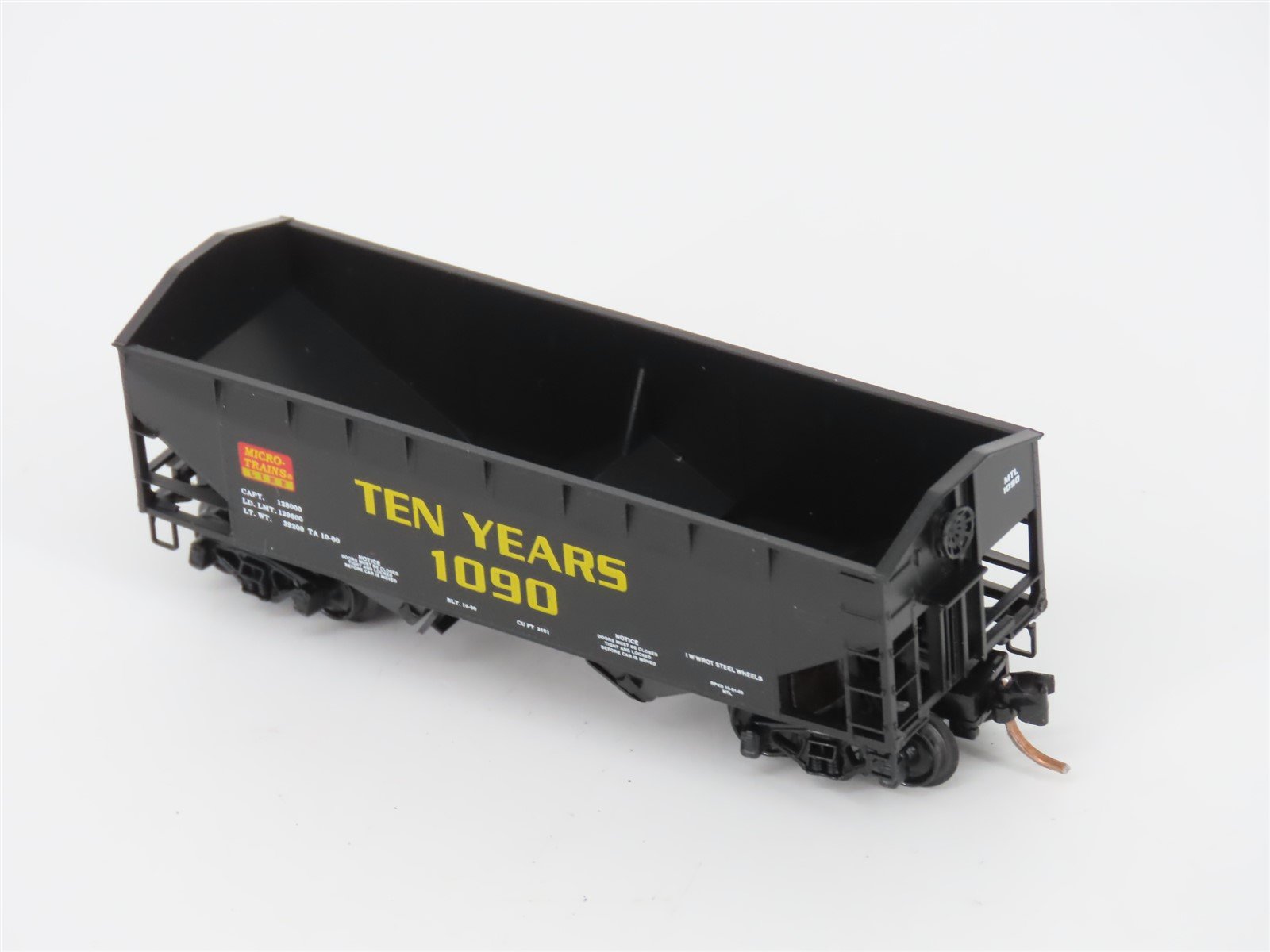 N Micro-Trains MTL 90020 Micro-Trains Line 10th Anniversary 2 Bay Hopper #1090