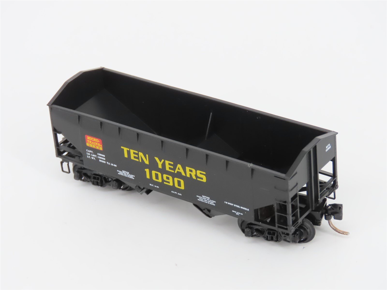 N Micro-Trains MTL 90020 Micro-Trains Line 10th Anniversary 2 Bay Hopper #1090