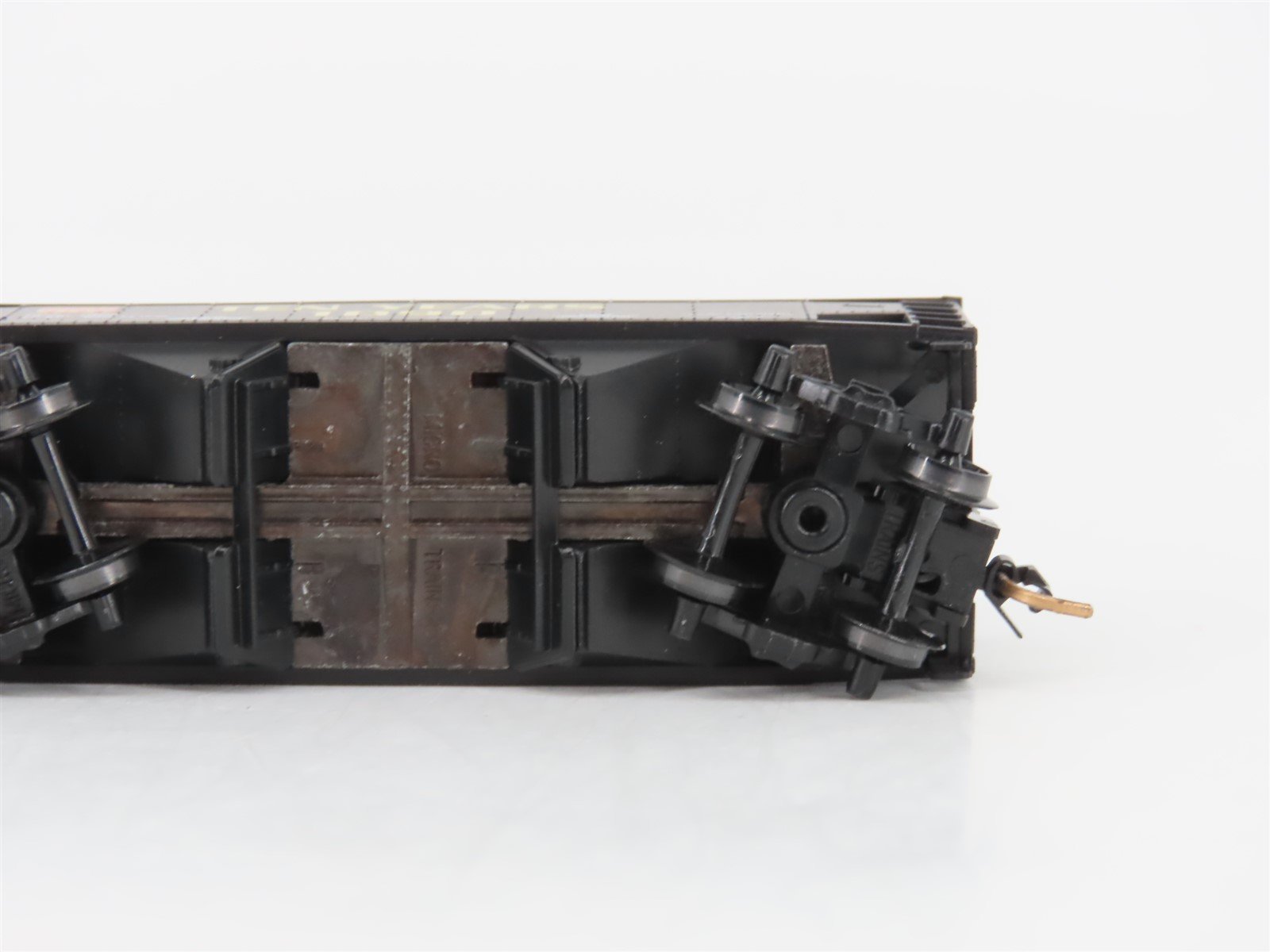 N Micro-Trains MTL 90020 Micro-Trains Line 10th Anniversary 2 Bay Hopper #1090