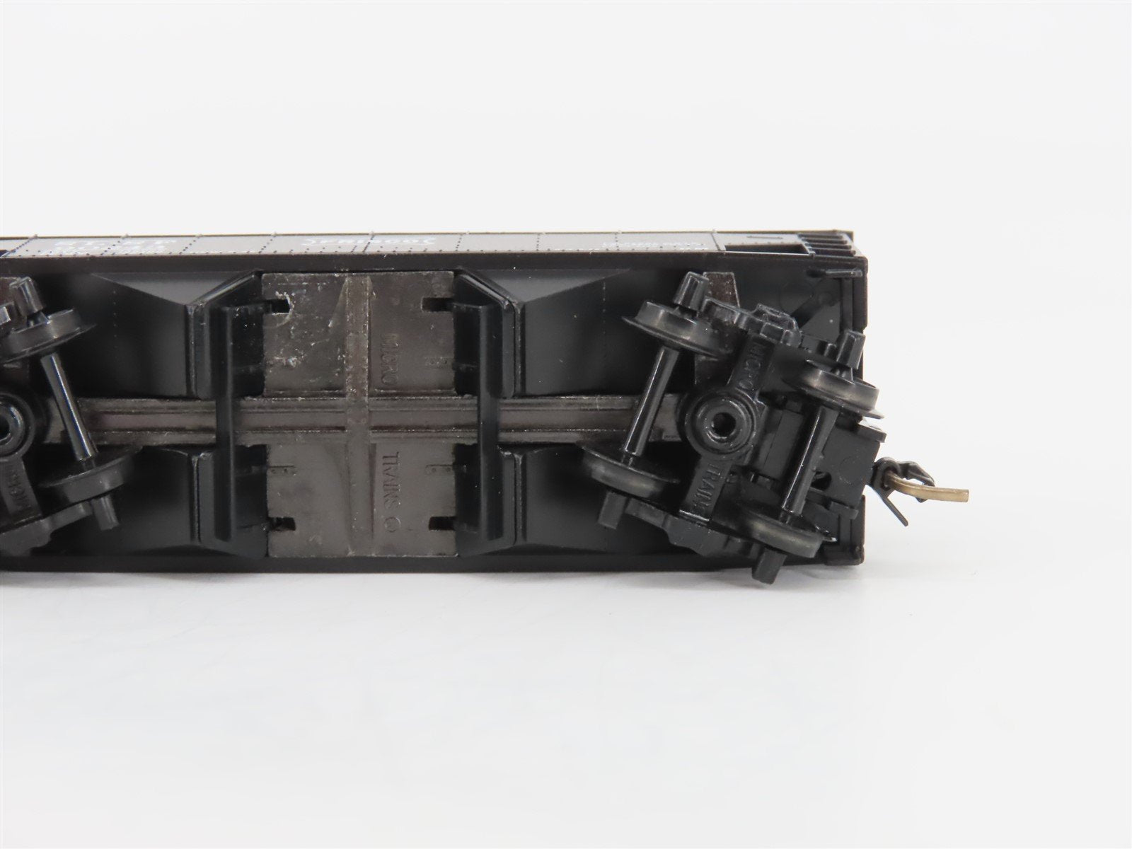 N Scale Micro-Trains MTL 88010 SLSF Frisco 33' 2-Bay Hopper #90243