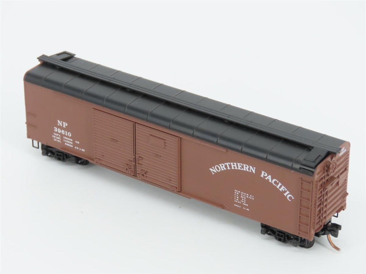 N Micro-Trains MTL 79020 NP Northern Pacific 50&#39; Double Door Box Car #39610