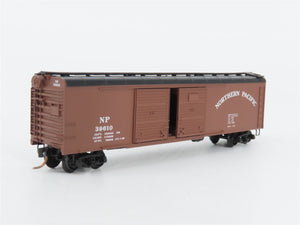 N Micro-Trains MTL 79020 NP Northern Pacific 50' Double Door Box Car #39610