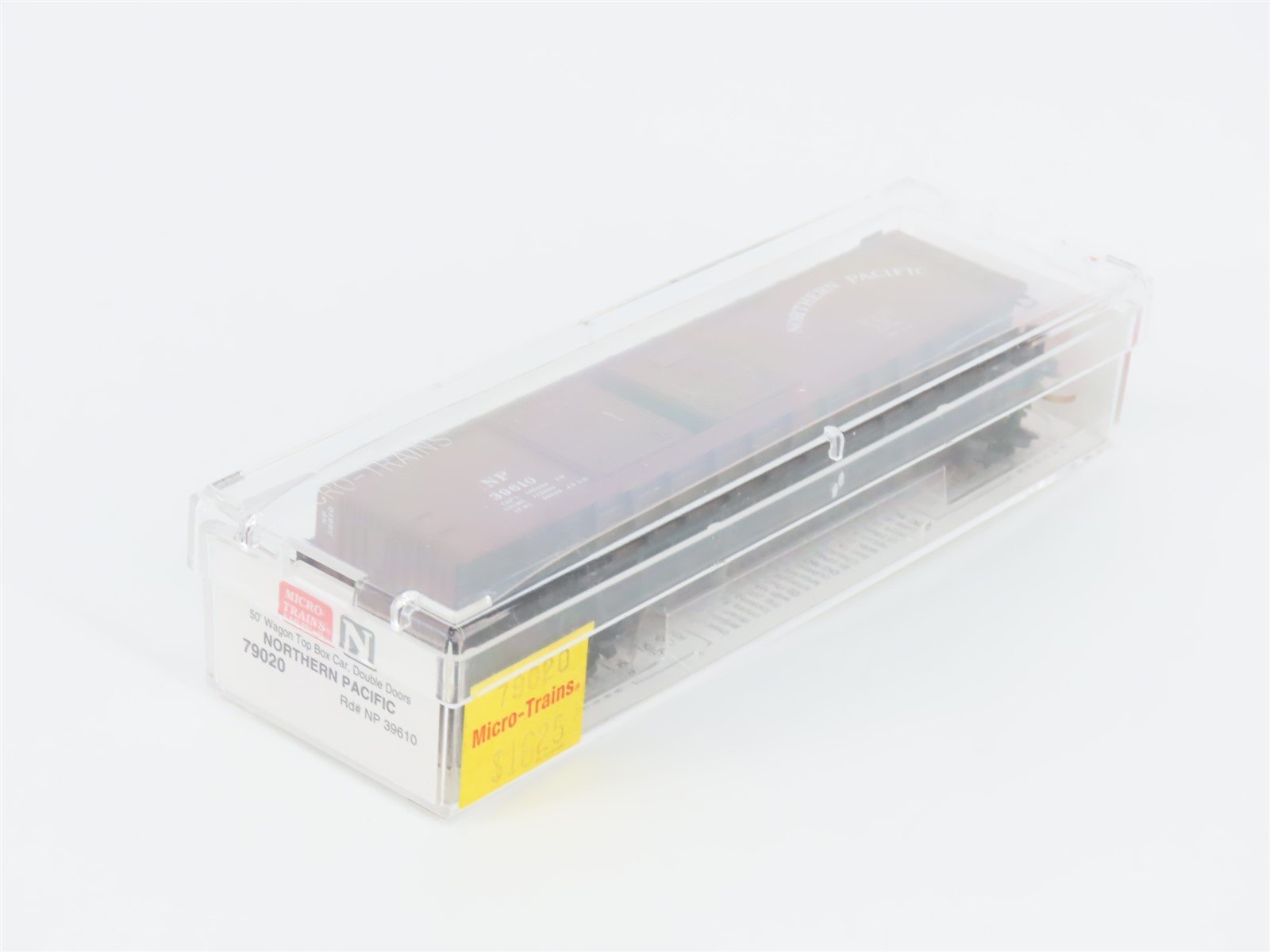 N Micro-Trains MTL 79020 NP Northern Pacific 50' Double Door Box Car #39610