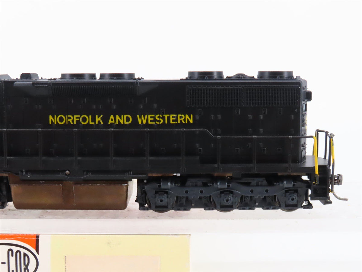 HO Scale Con-Cor 0015-2054 N&amp;W Norfolk &amp; Western EMD SD35 Diesel #1522