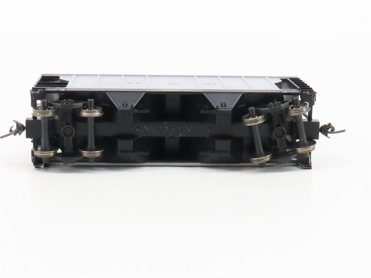 HO Scale Atlas 1818 N&amp;W Norfolk &amp; Western 2-Bay Covered Hopper #71226