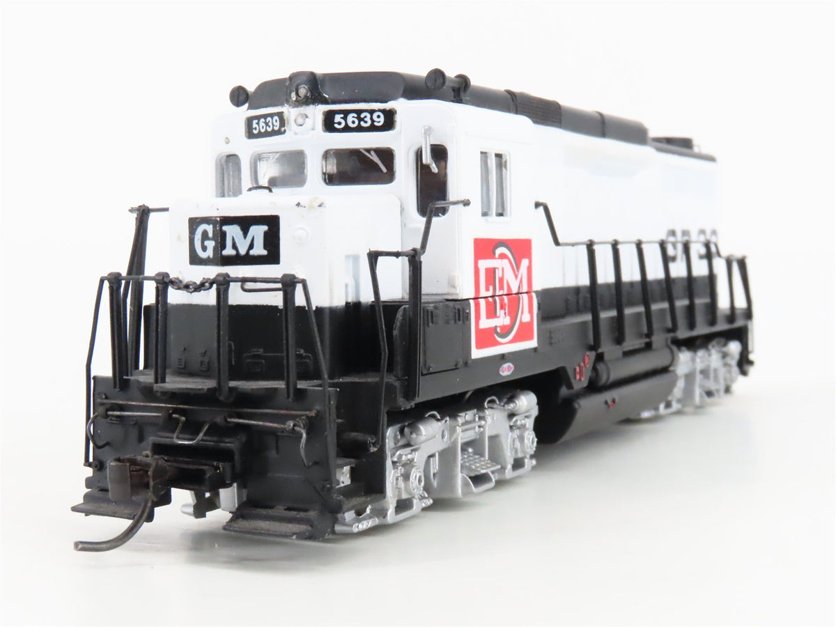 HO Scale Bachmann Spectrum 41-0821-L7 EMD GP30 Diesel Demonstrator #5639
