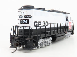 HO Scale Bachmann Spectrum 41-0821-L7 EMD GP30 Diesel Demonstrator #5639