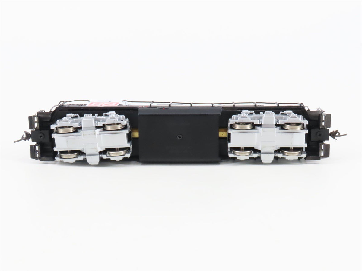 HO Scale Bachmann Spectrum 41-0821-L7 EMD GP30 Diesel Demonstrator #5639