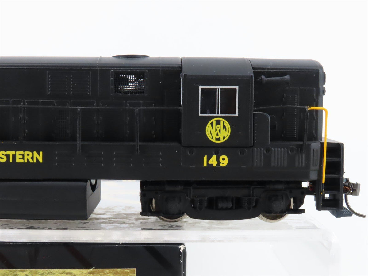 HO Scale Bachmann Spectrum 81213 N&amp;W FM H16-44 Baby Trainmaster Diesel #149