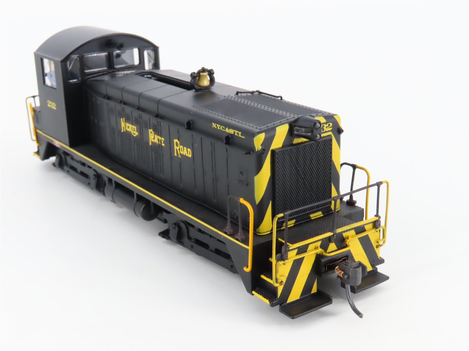 HO Broadway Limited BLI Stealth 194 NKP Nickel Plate SW7 Diesel #232 - DCC Ready