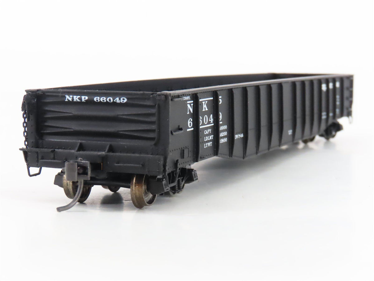 HO Scale PROTO 2000 NKP Nickel Plate Road 52&#39; 6&quot; Drop End Mill Gondola #66049