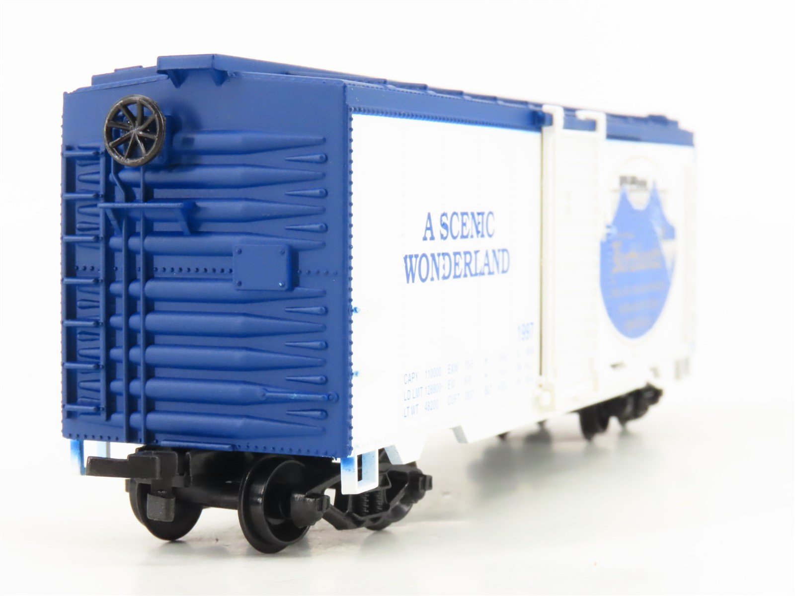 HO Scale Life-Like 8584 Northlandz Scenic Wonderland Single Door Box Car #1997