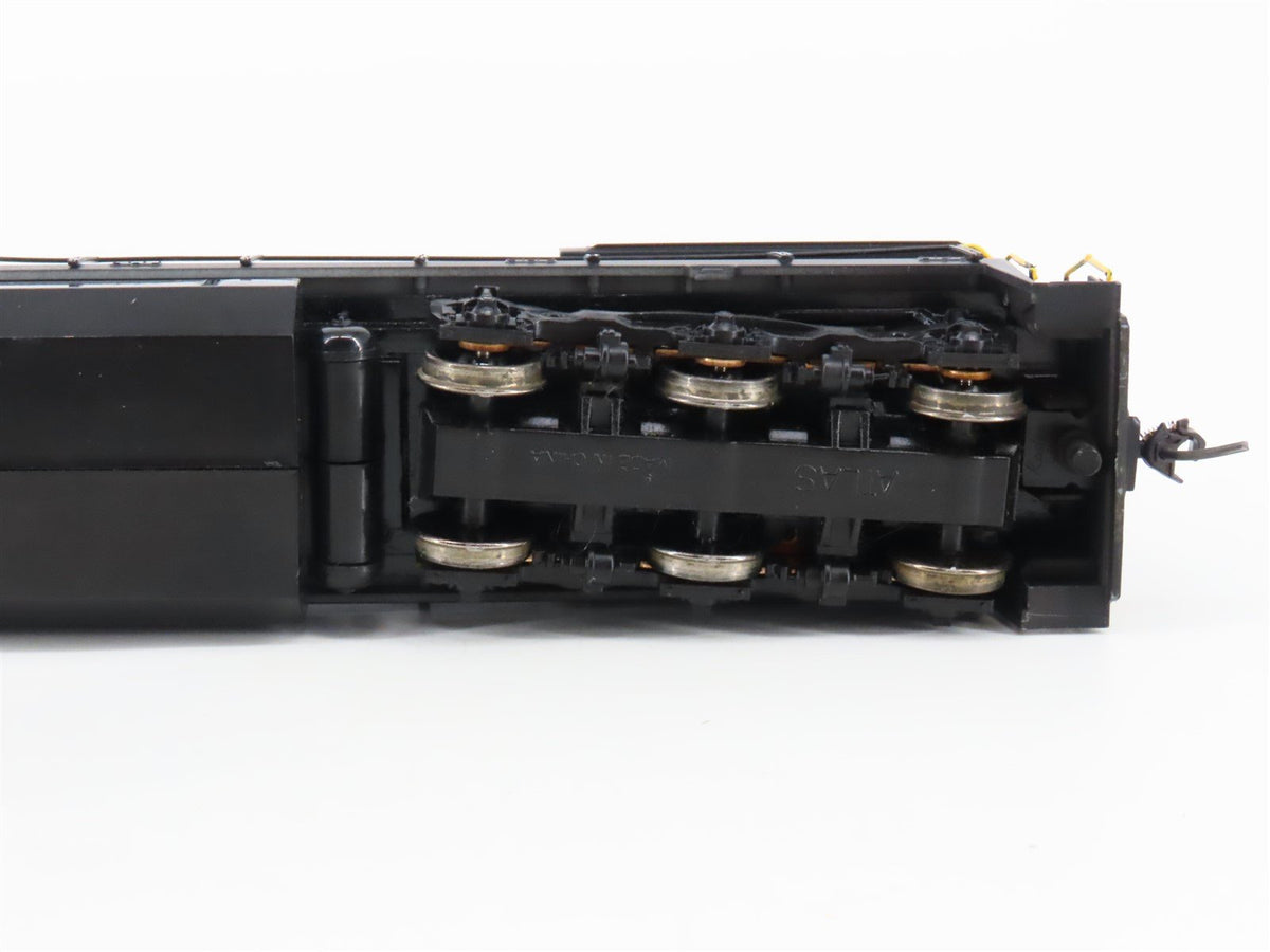 HO Scale Atlas 8616 N&amp;W Norfolk &amp; Western C30-7 Diesel #8072 - DCC Ready