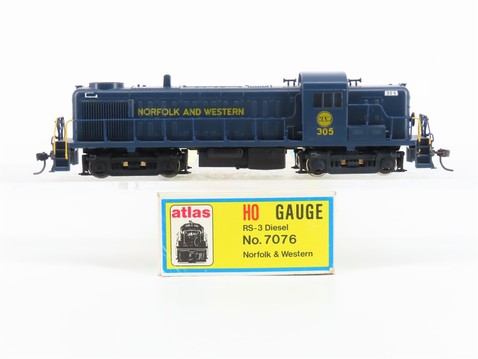 HO Scale Atlas/KATO 7076 N&W Norfolk & Western ALCO RS-3 Diesel #305