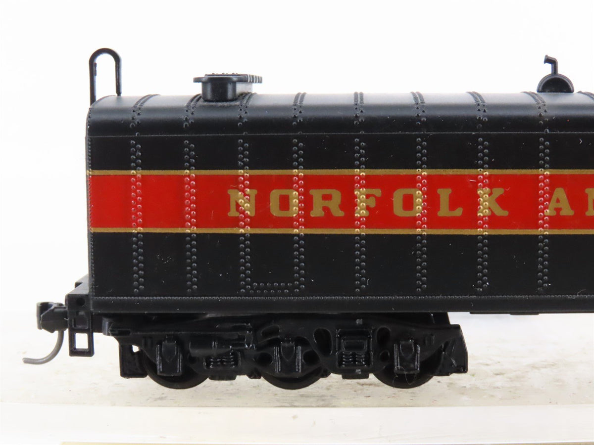 HO Scale Bachmann 43-1096A4 N&amp;W Norfolk &amp; Western Auxiliary Water Tender #220166