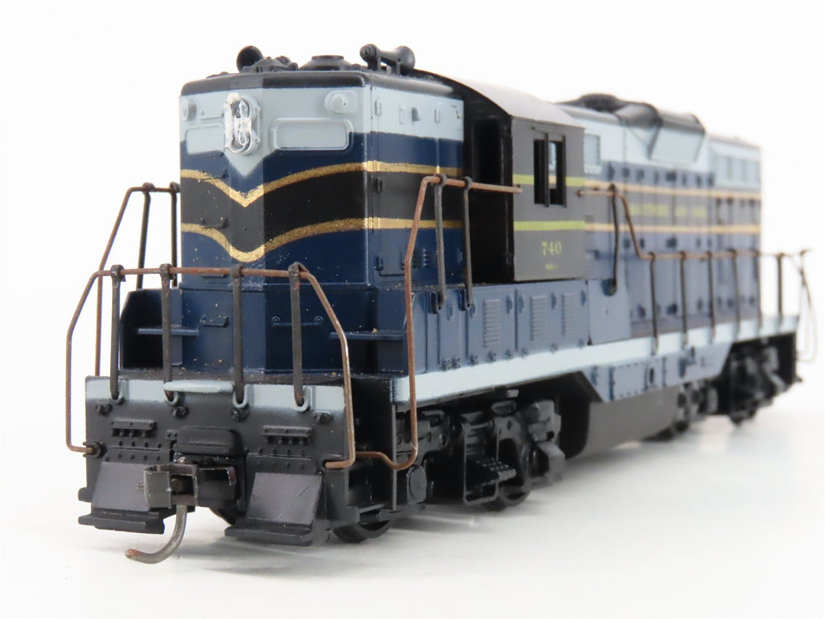 HO Scale Athearn 3052 B&amp;O Baltimore &amp; Ohio EMD GP9 Diesel #740 - Unpowered
