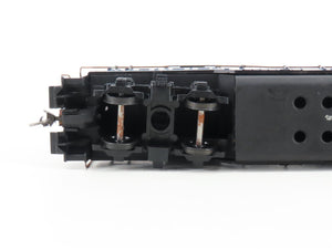 HO Scale Athearn 3052 B&O Baltimore & Ohio EMD GP9 Diesel #740 - Unpowered