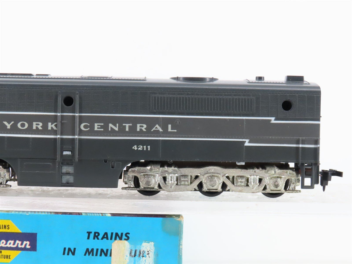 HO Scale Athearn 3323 NYC New York Central ALCO PA1 Diesel #4211 - Unpowered
