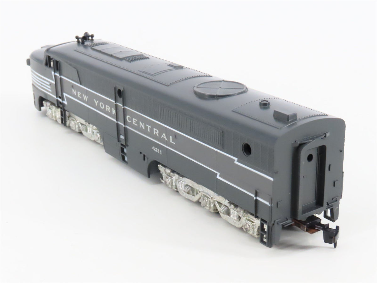 HO Scale Athearn 3323 NYC New York Central ALCO PA1 Diesel #4211 - Unpowered